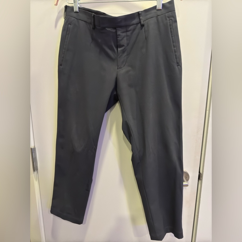 Sene Charcoal Soho FlexTech Pants Size 33” Waist 26” Inseam